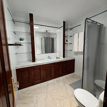 De 2 En Daire Arrecife (Lanzarote)